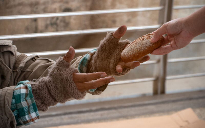 Non si può chiedere la misericordia a Dio senza darla ai fratelli
